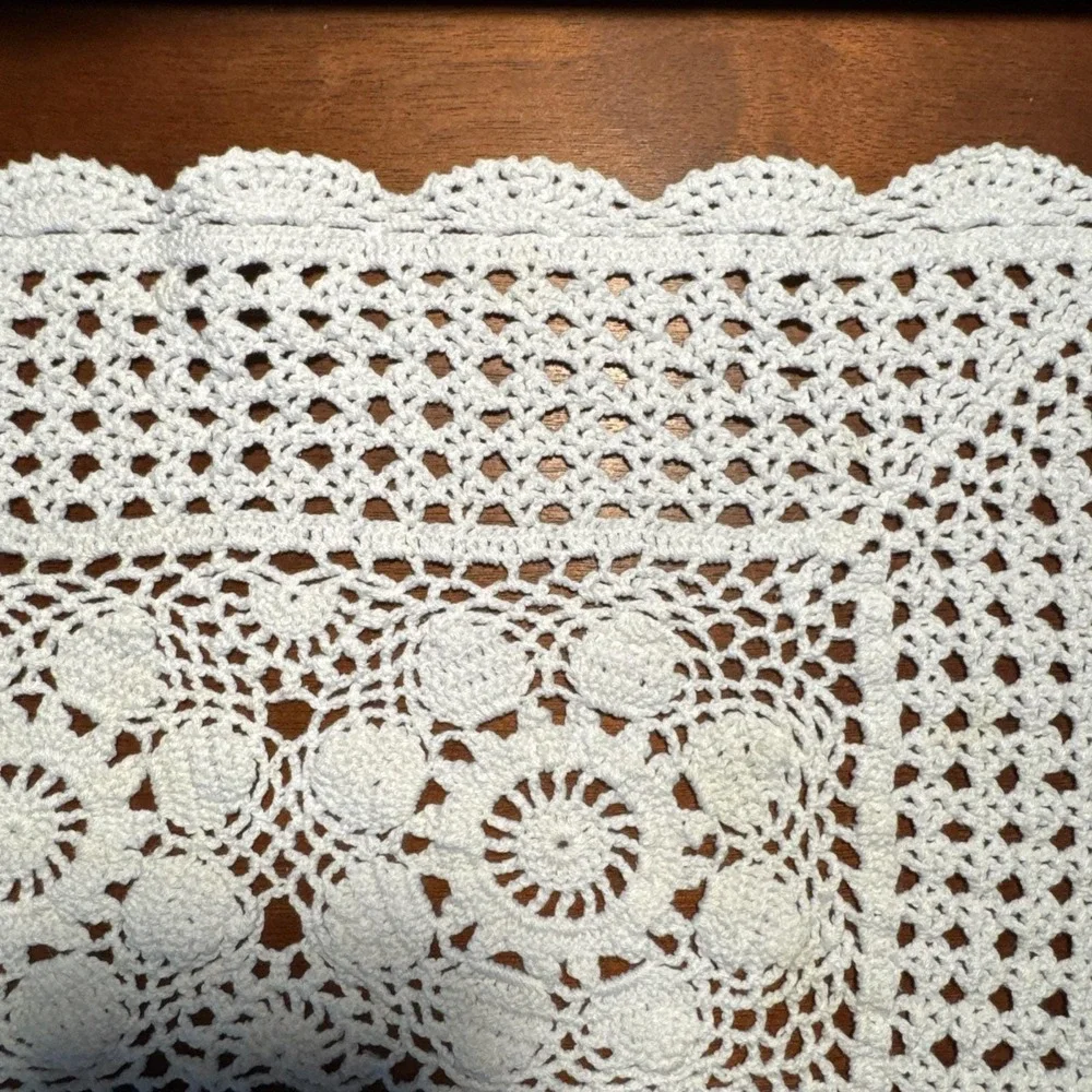 Set of 4 Vintage Hand Crocheted Doilies White Cotton Lace